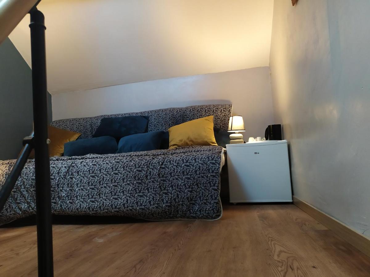 Velles  Petit Saint Hubert 1 A 4 Personnes B&B 외부 사진