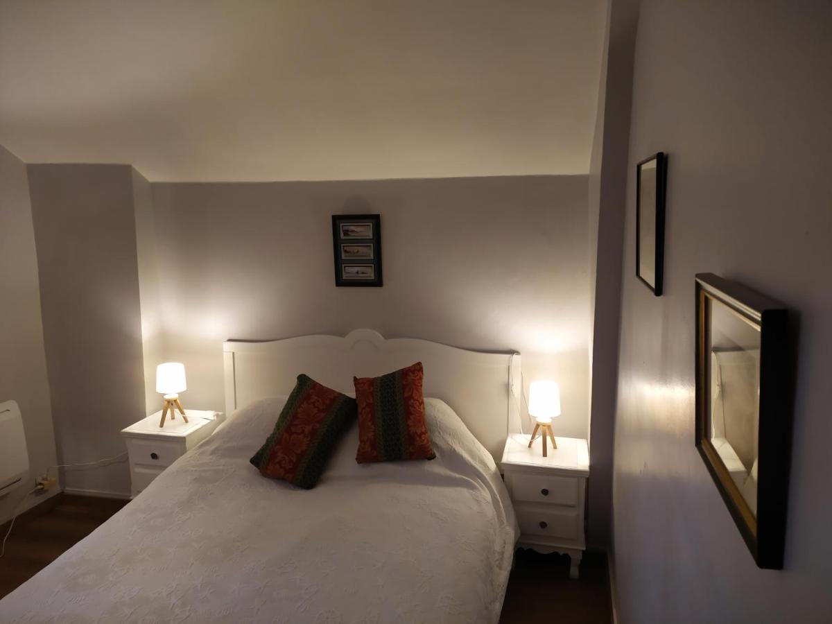 Velles  Petit Saint Hubert 1 A 4 Personnes B&B 외부 사진